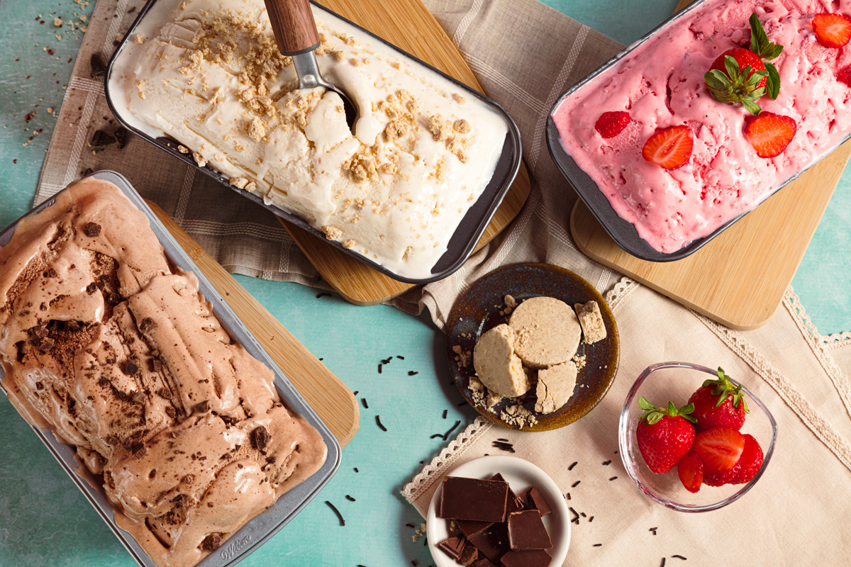 Helados de chocolate, vainilla y fresa